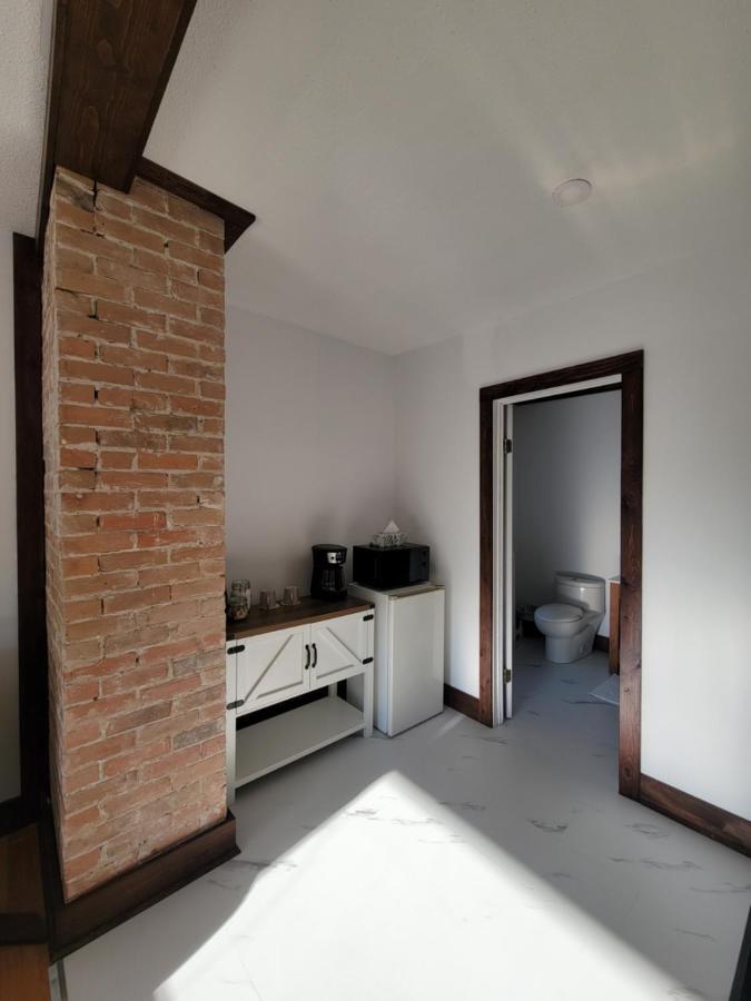 Stone House Kenora 아파트 외부 사진